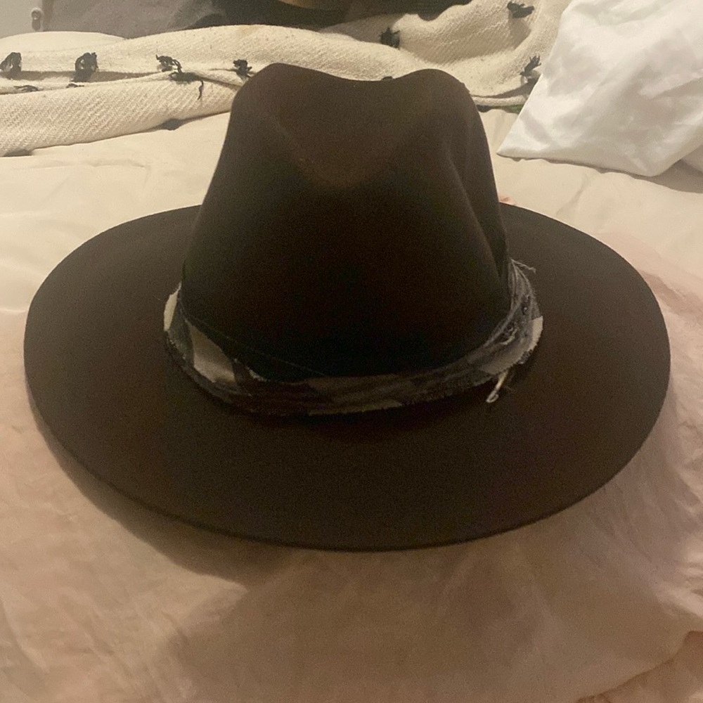 WYETH Julian fedora with  feather .